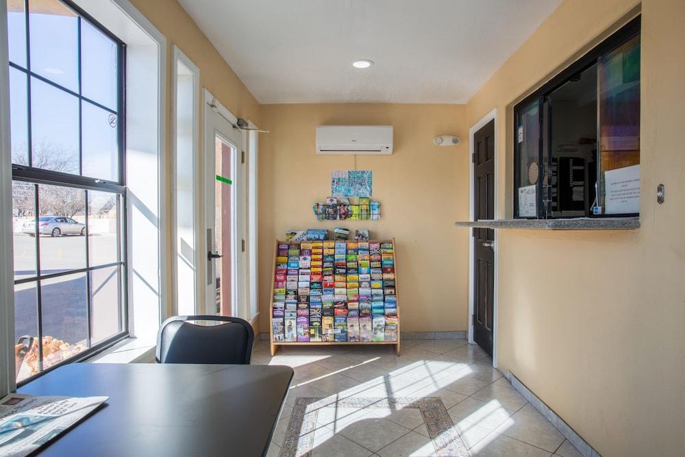 سان أنطونيو Pinn Road Inn And Suites Lackland Afb And Seaworld المظهر الخارجي الصورة