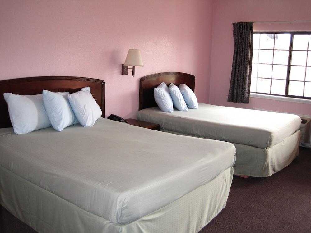 سان أنطونيو Pinn Road Inn And Suites Lackland Afb And Seaworld المظهر الخارجي الصورة